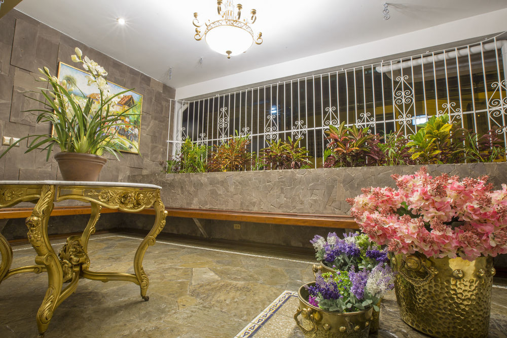 Hotel Suyox Tarapoto Exterior photo